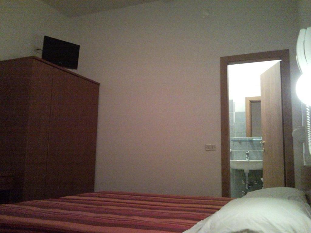 Hotel Trinidad Ρίμινι Δωμάτιο φωτογραφία